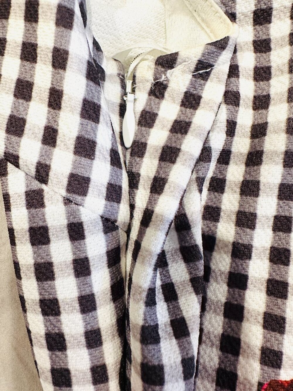 MINKPINK GINGHAM FLORAL DRESS MEDIUM - Picture 5 of 7